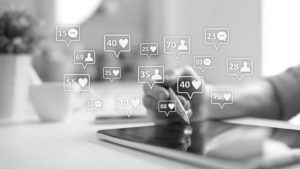social-media-marketing-tablet
